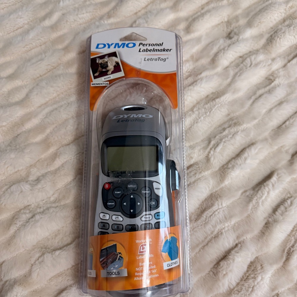 DYMO LetraTag Personal Label Maker 2006 Model with White Paper Tape